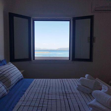 Sky And Sea Apartment Calasetta Eksteriør bilde